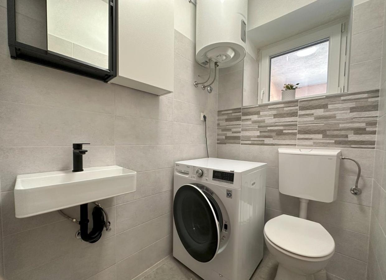 Summer Apartment